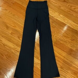 New lululemon navy blue mini flare pants  size S